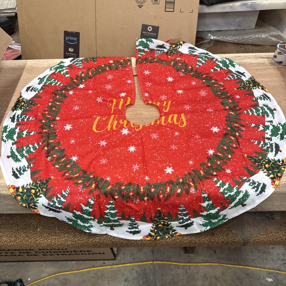 Christmas Tree Skirt Merry‎ Christmas